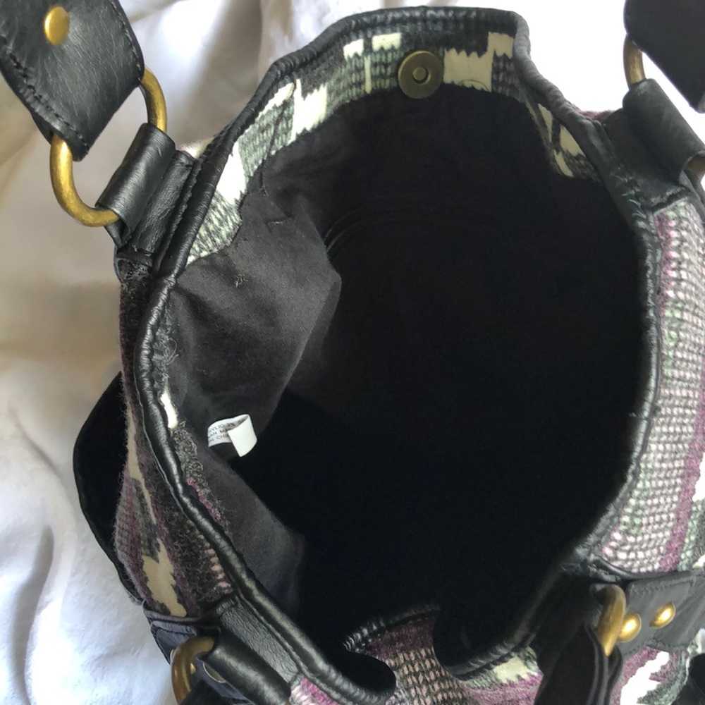 Aztec Pattern Oversized Handbag - Picture 3 of 8